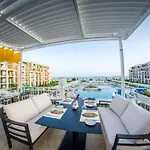 דירה 4* Sea - With Balcony *